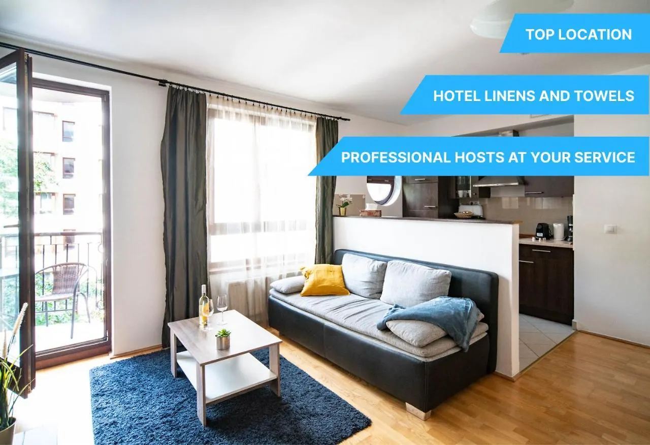 Free Parking! Soho Budapest 304, 4 Ppl, Ac, Fast Wifi, Smart Tv